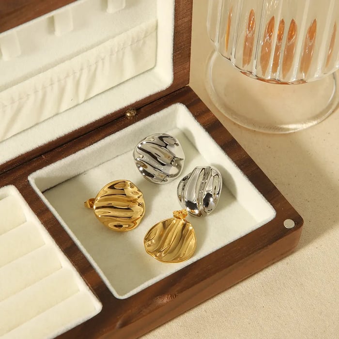 1 pair of classic fashion  gold-plated stainless steel geometric round wrinkled texture earrings for women's jewelry for daily wear